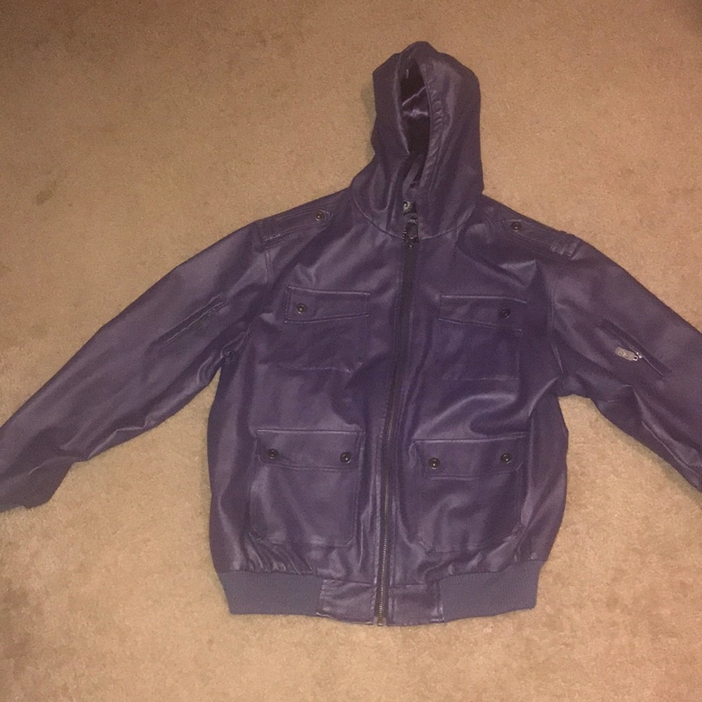 Jacket - Picture 3 of 4